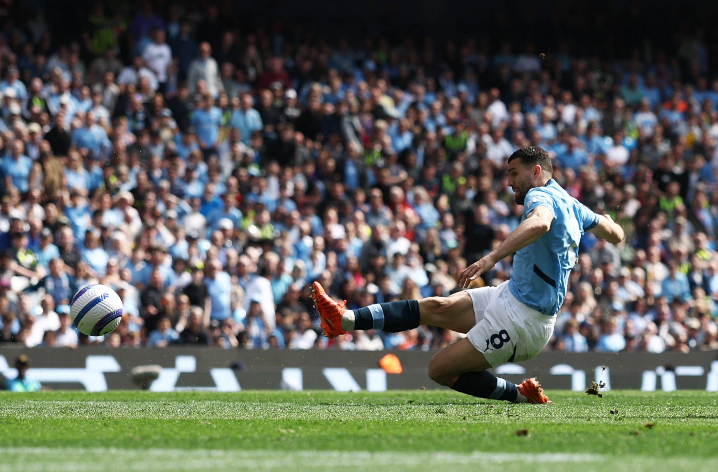 包含德布劳内连续三场比赛得分超过连败，巴塞罗那挑战极限！的词条